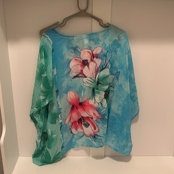 Tropical Blooms Side tie poncho - Picture 2 of 3